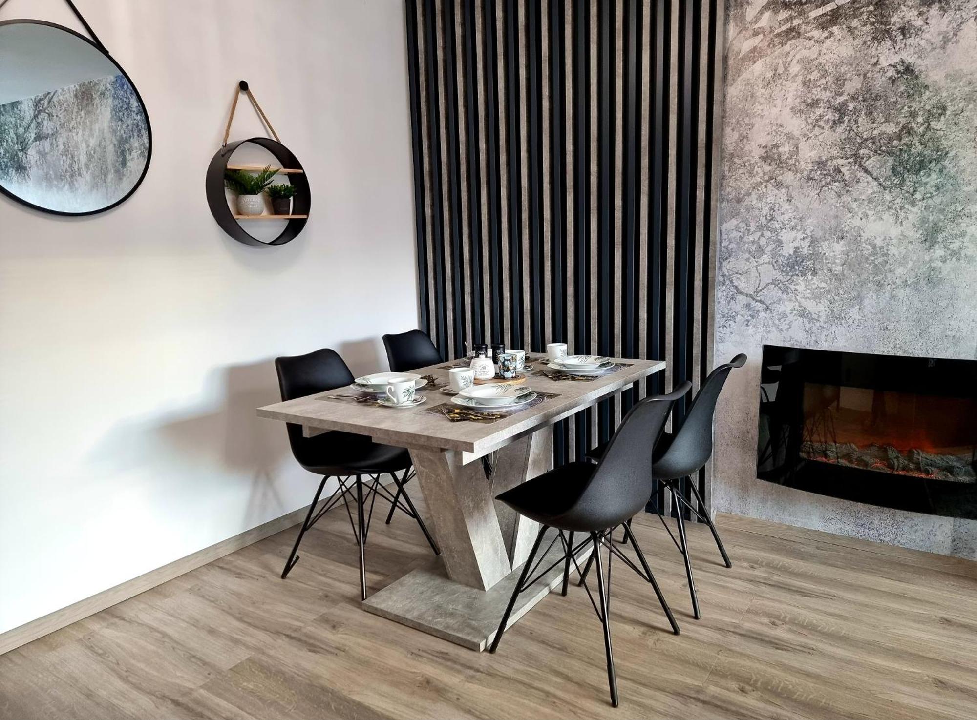 Apartament Jelonek W Karkonoszach Еленя-Гура Экстерьер фото